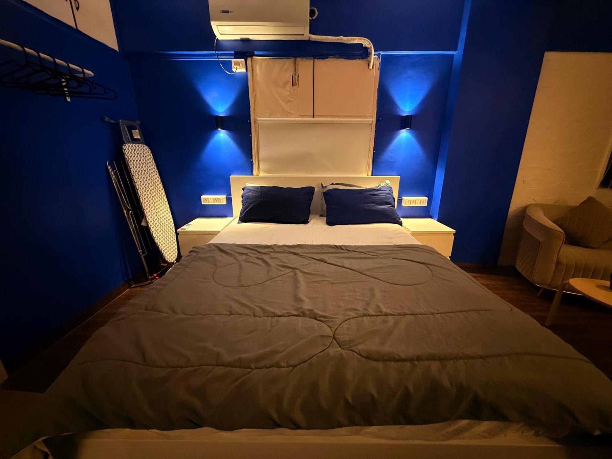 Elite 1 - 65'tv, Netflix&chill, Luxury 2bhk Bombaj