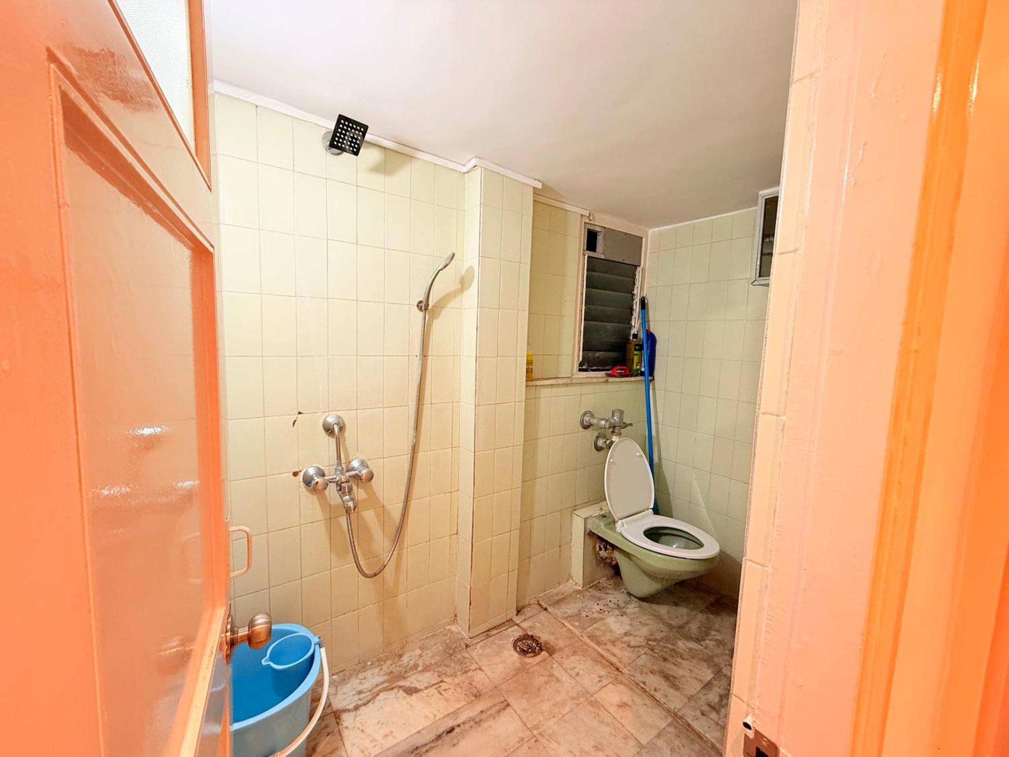 Elite 1 - 65'tv, Netflix&chill, Luxury 2bhk Apartament