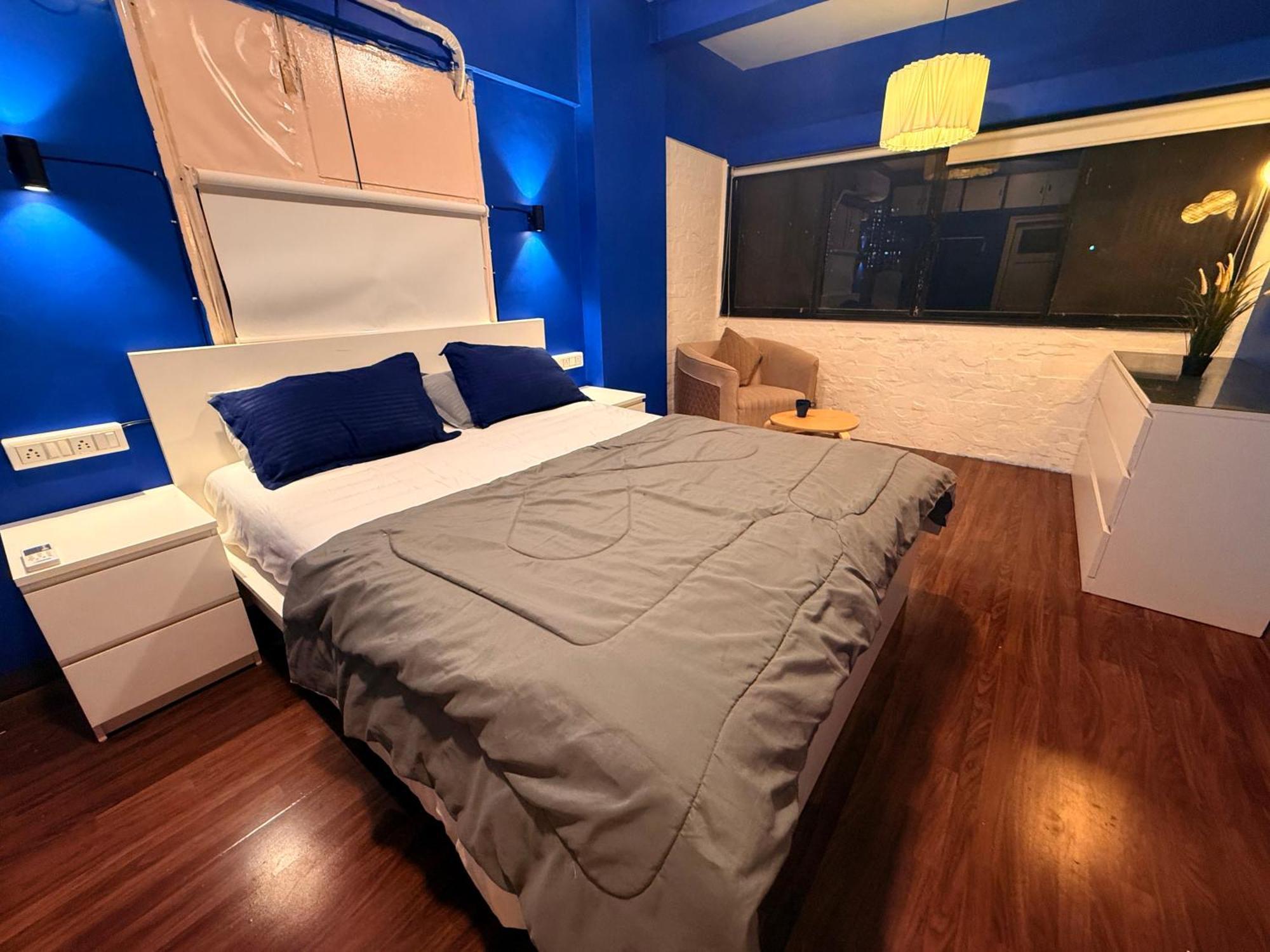 Elite 1 - 65'tv, Netflix&chill, Luxury 2bhk Apartament