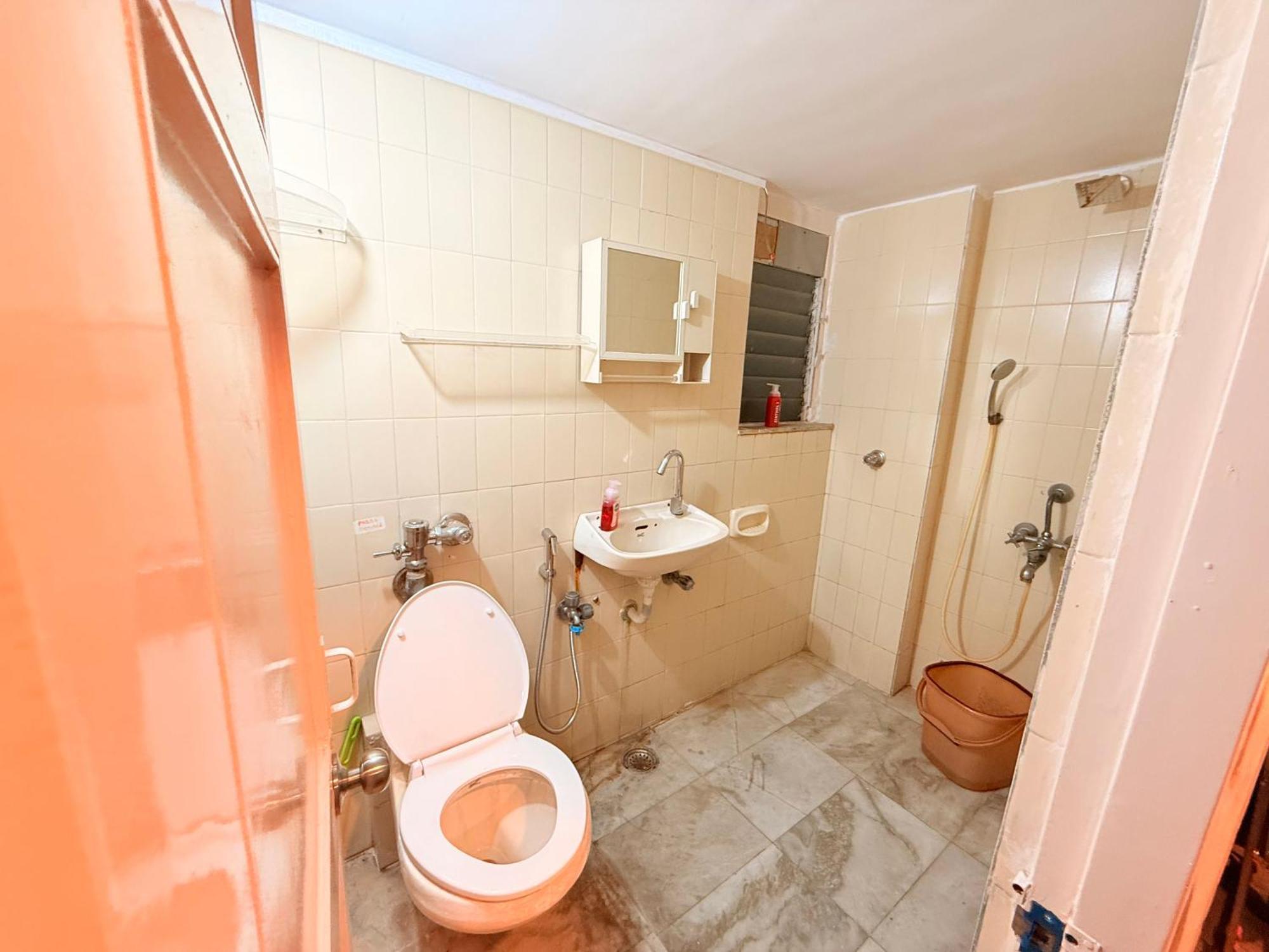 Elite 1 - 65'tv, Netflix&chill, Luxury 2bhk * Bombaj