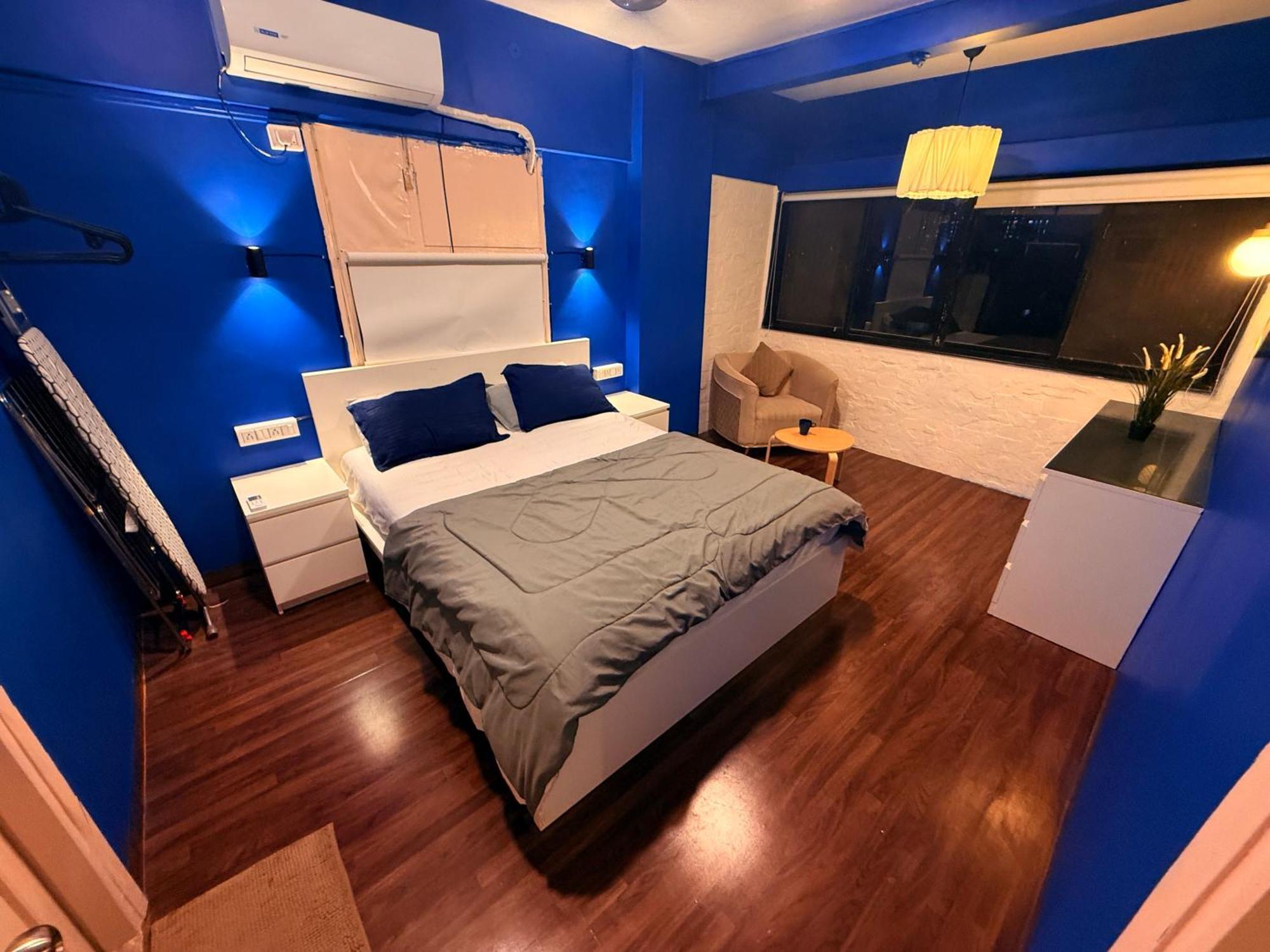 Elite 1 - 65'tv, Netflix&chill, Luxury 2bhk Apartament *